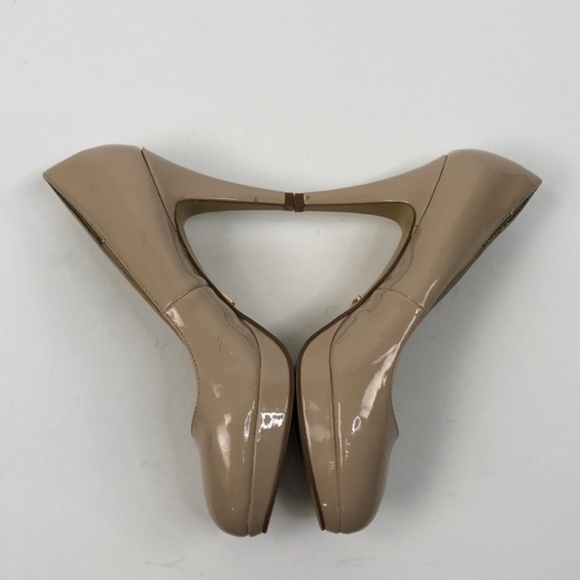 Nickels Tan / Nude Heels Size 7.5 - Picture 5 of 6